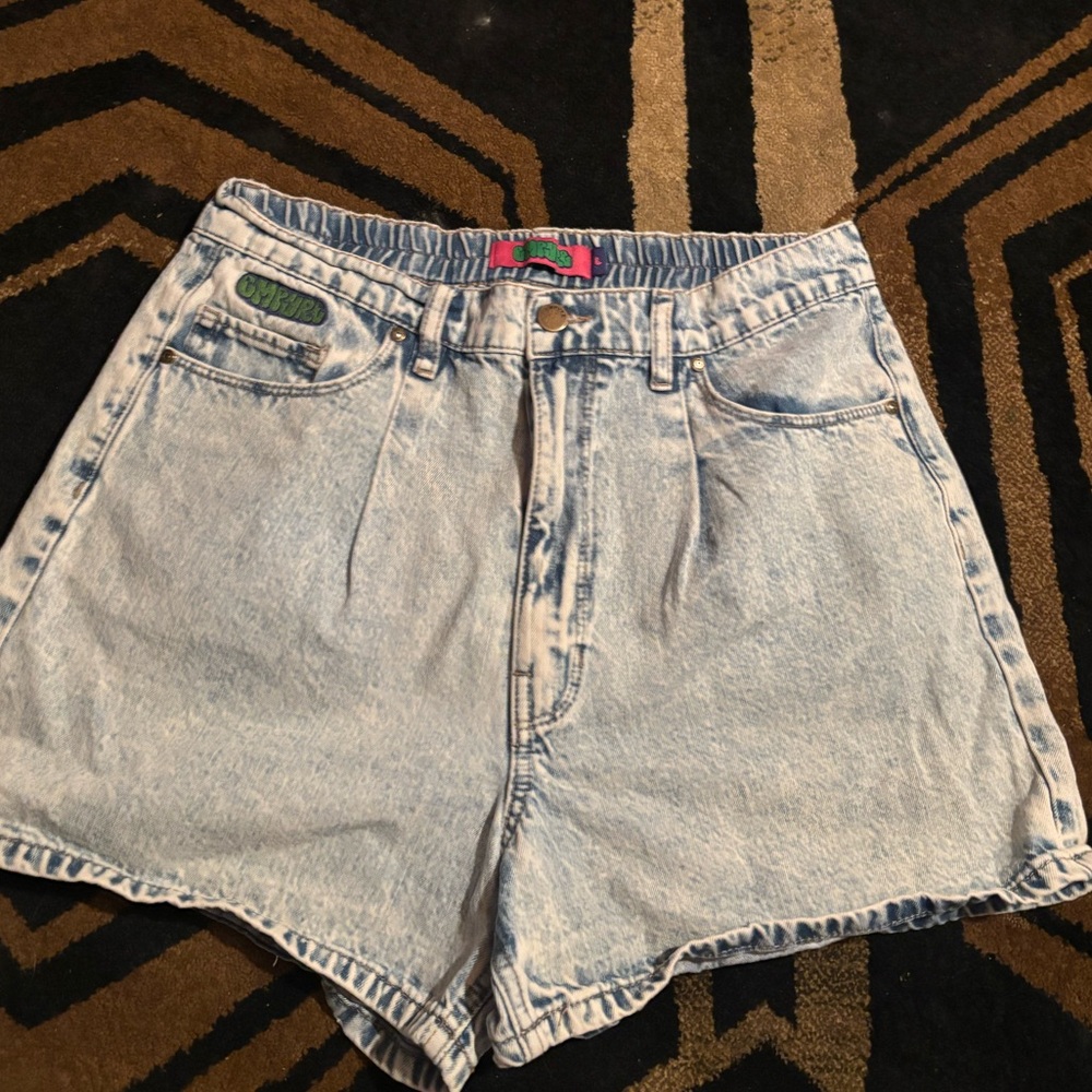 Empyre Light Wash Denim Women Shorts